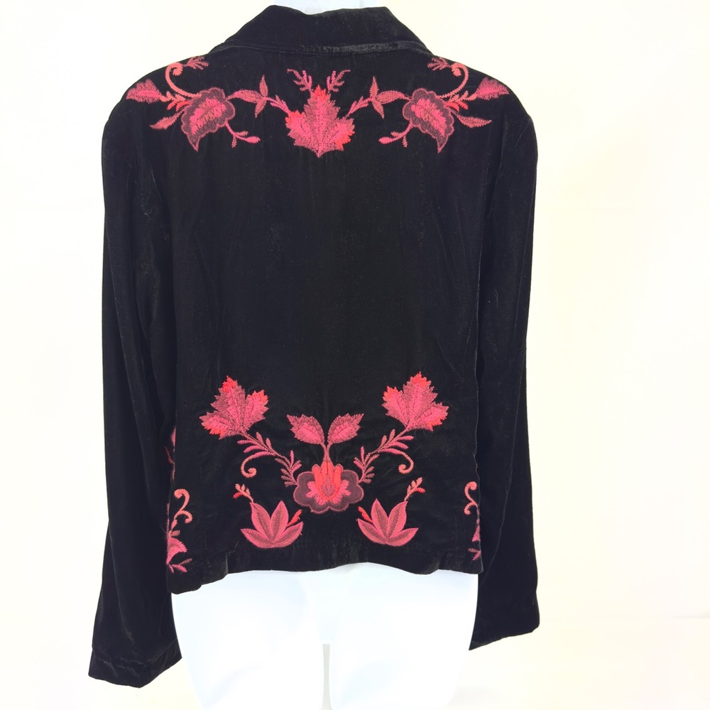 Anthropologie ETT:TWA Embroidered Black Velvet Jacket w Red & Pink Flowers sz L - Picture 2 of 10